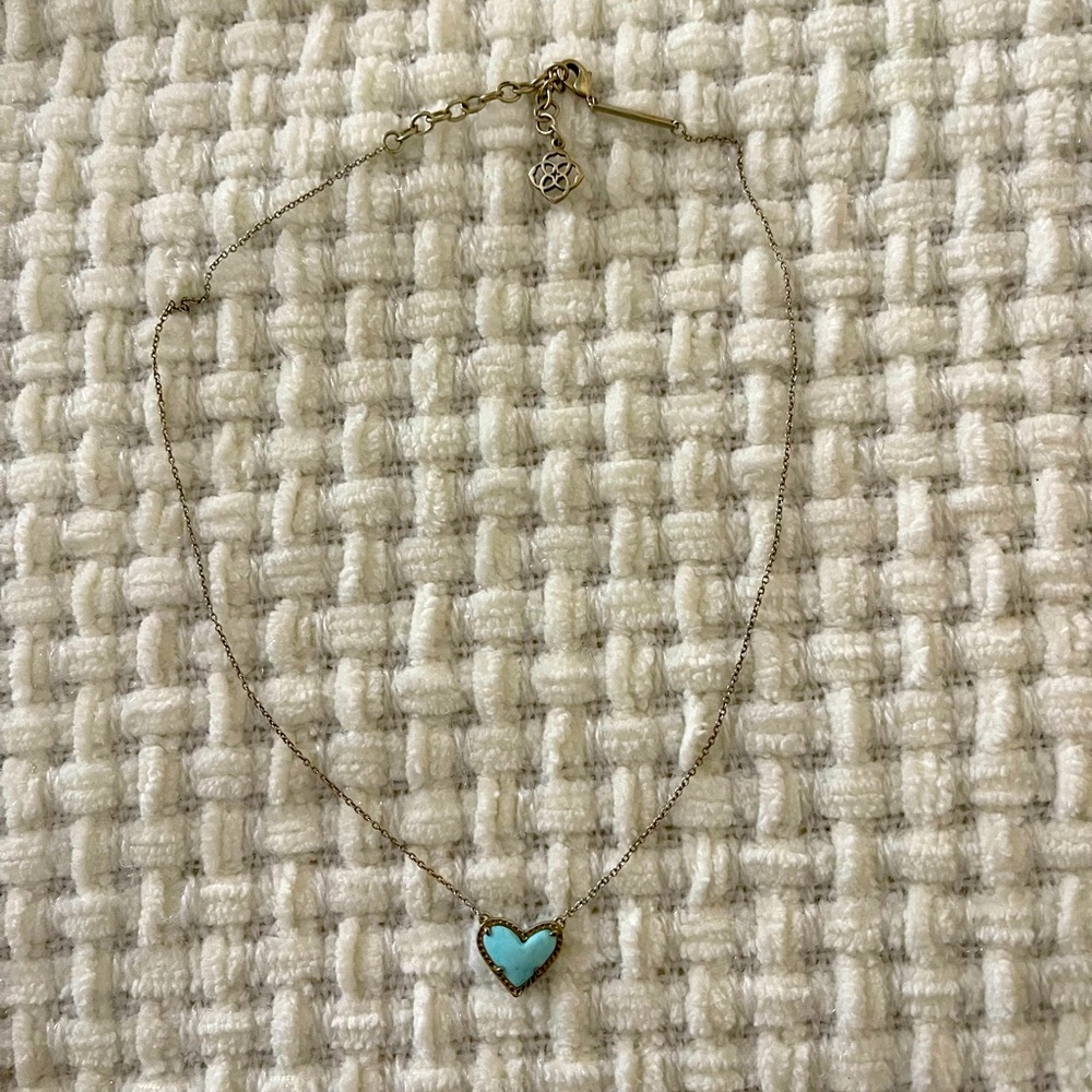 Ari Heart Silver Pendant Necklace in Light Blue Magnesite